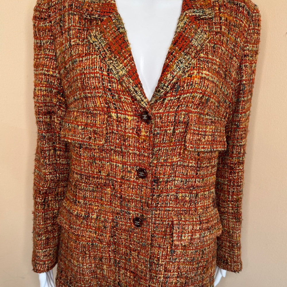CHANEL 98A Vintage Multicolor Tweed Blazer with Tortoise Buttons 42